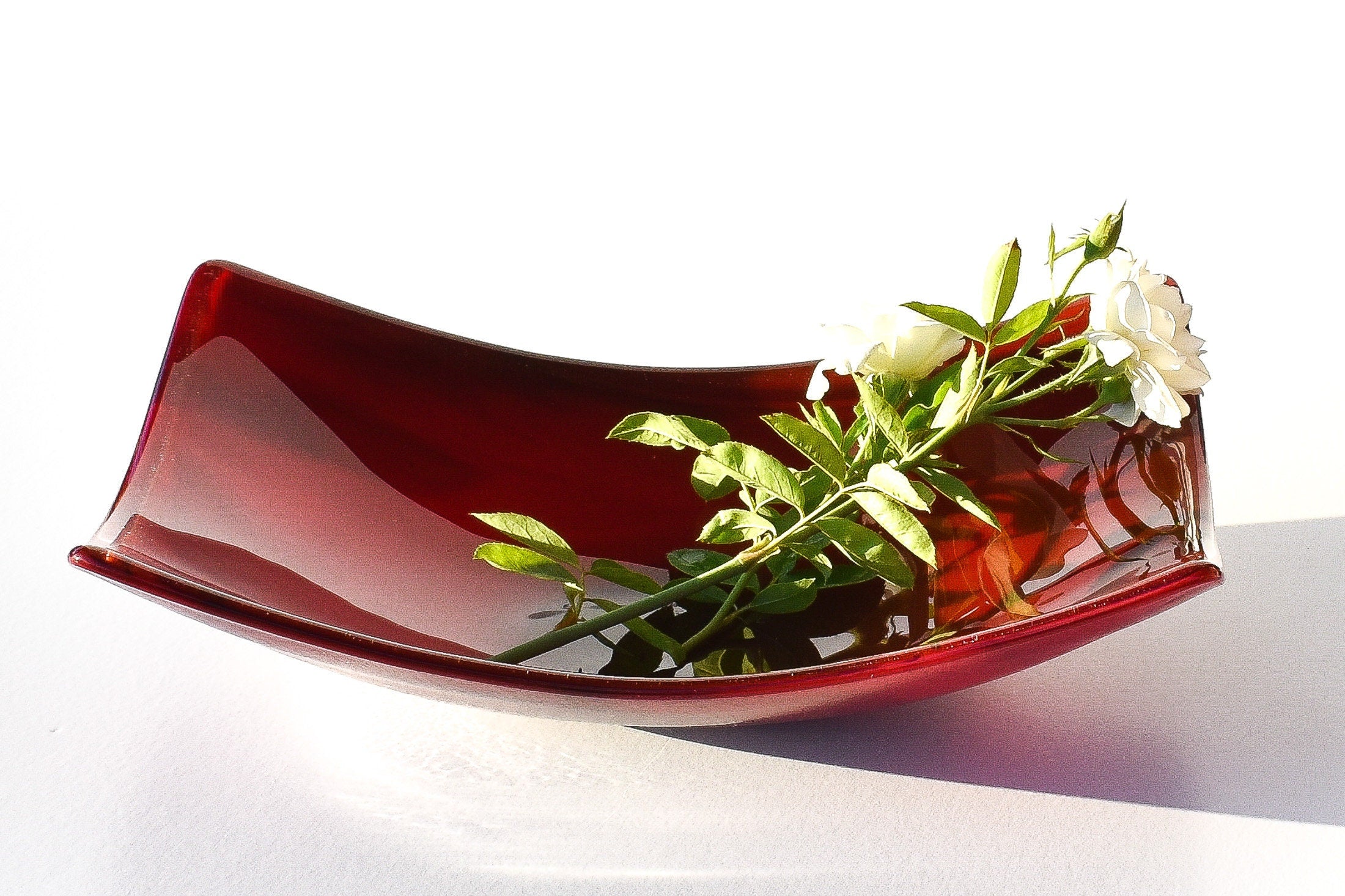 Deep Rose Red 10" Glass Table Centerpiece