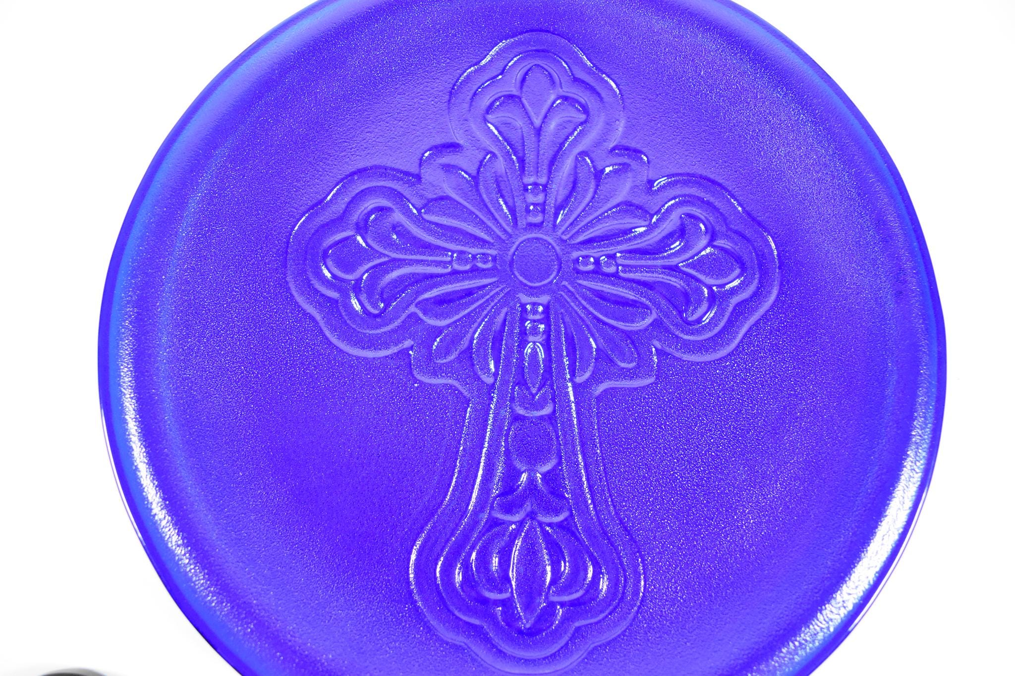 Elegant Dark Blue Glass Platter with Intricate Cross Detail - 10"