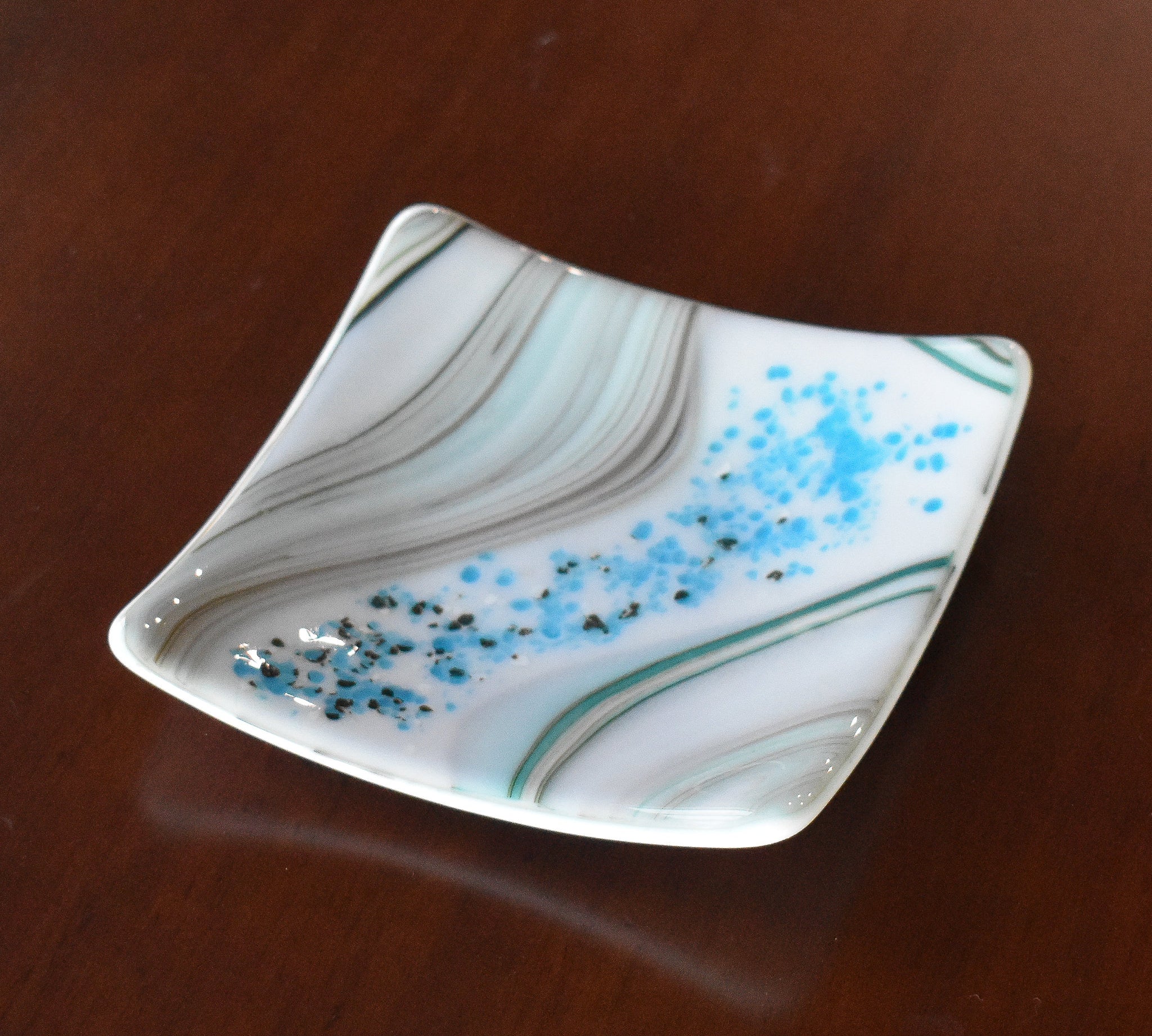 Small 6" Fused Glass Plate or Tray with Swirl Pattern makes a great Catchall Tray or Food Serving Dish